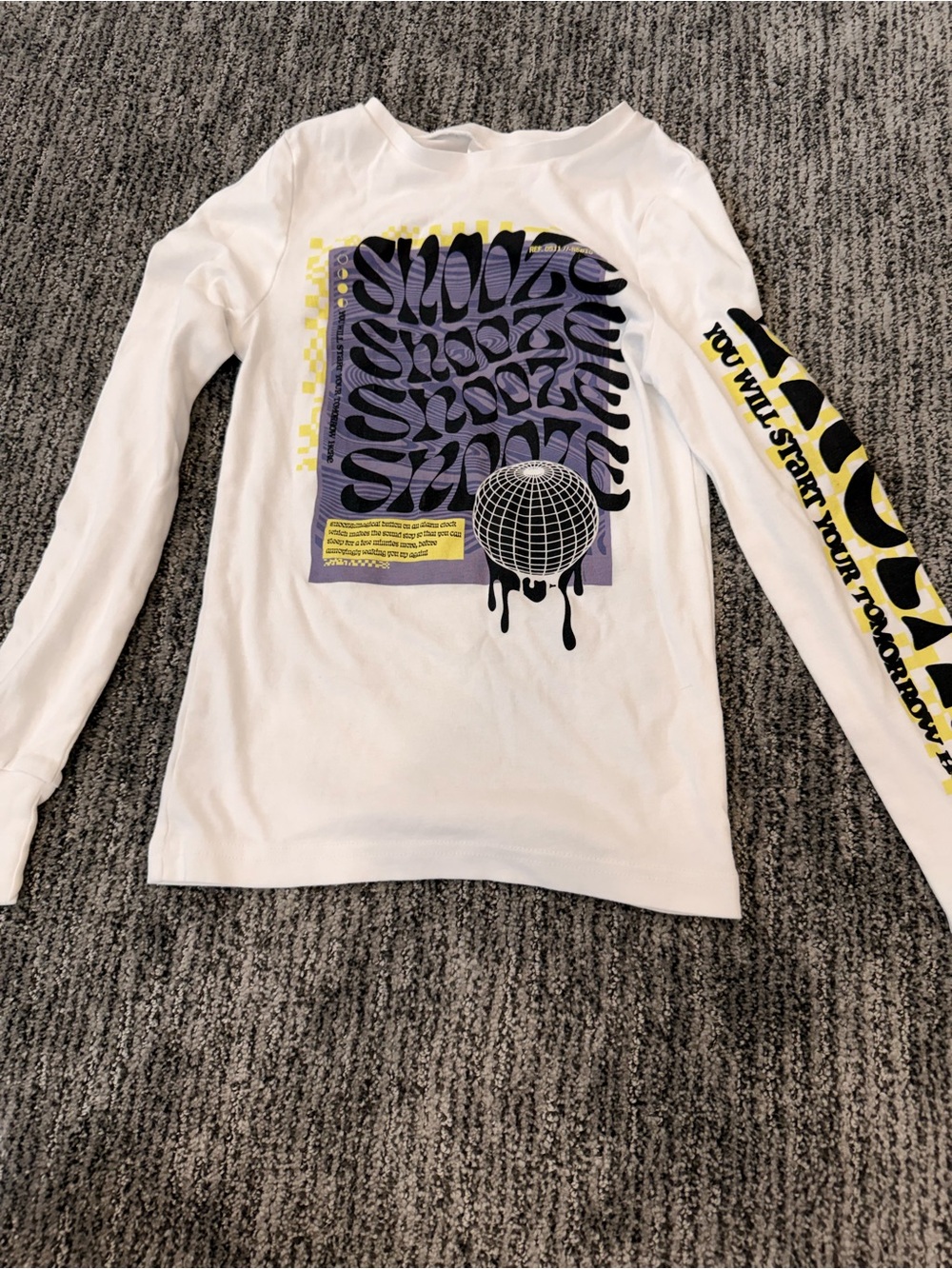 H & M Snooze 💤 Kids White Graphic Long-Sleeve Tee with Black & Yellow Print